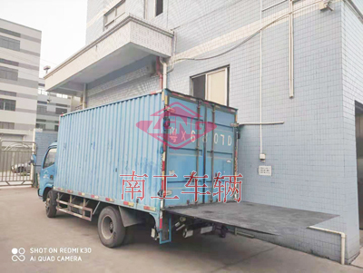 1675477048567109.jpg 液壓升降貨車尾板1.5噸2I.jpg