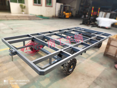 3噸內(nèi)架式平板拖車(chē) 灰色i.jpg