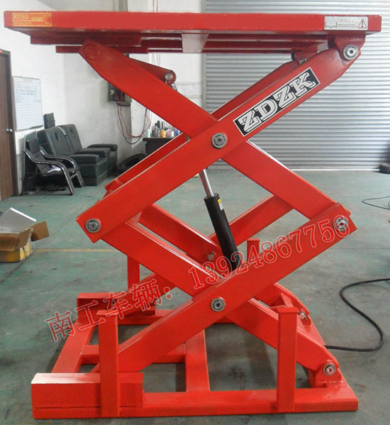 1677635616397544.jpg 2噸升降平臺(tái)1Ijpg.jpg