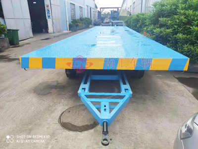 1683881320437939.jpg 30噸重型無動(dòng)力牽引平板拖車2I.jpg