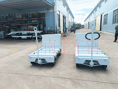 轉(zhuǎn)運(yùn)工具拖車手推車4I.jpg